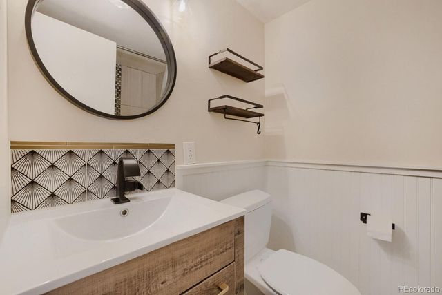 1111 N Ash Street 204, Denver, CO 80220