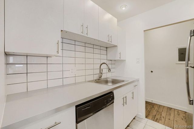 1111 N Ash Street 204, Denver, CO 80220