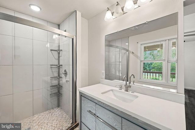 2817 MOUNTAIN VIEW RD, Stafford, VA 22556