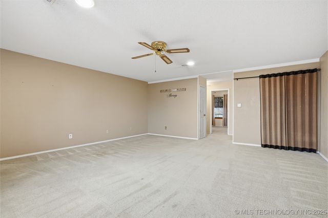 12508 E 76th Place North, Owasso, OK 74055