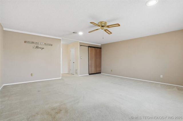 12508 E 76th Place North, Owasso, OK 74055