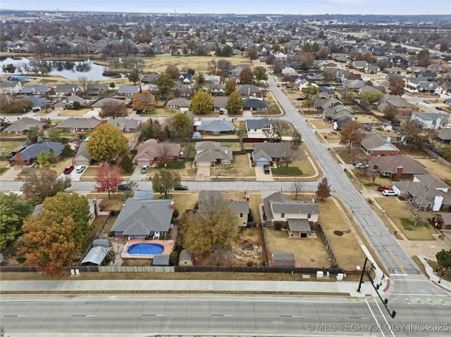 12508 E 76th Place North, Owasso, OK 74055