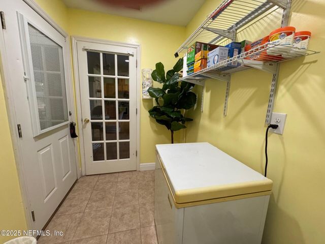 6106 W 3RD Manor, Palatka, FL 32177