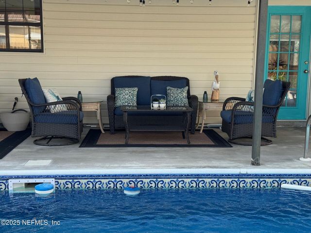 6106 W 3RD Manor, Palatka, FL 32177