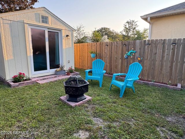 6106 W 3RD Manor, Palatka, FL 32177