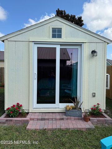 6106 W 3RD Manor, Palatka, FL 32177