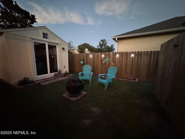 6106 W 3RD Manor, Palatka, FL 32177