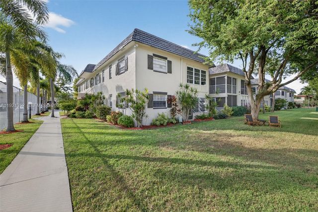 5681 SW 2nd Court 117, Margate, FL 33068