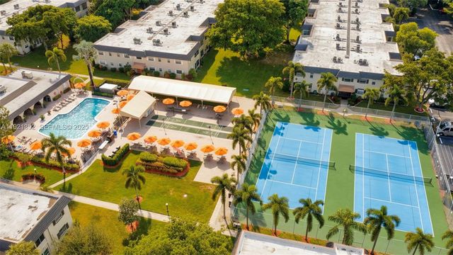 5681 SW 2nd Court 117, Margate, FL 33068