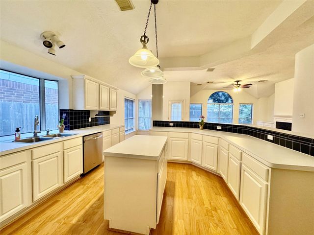 1215 Wood Haven Court, Sugar Land, TX 77479