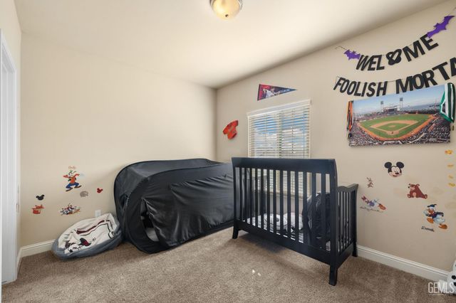 9324 Red Pine Drive, Shafter, CA 93263