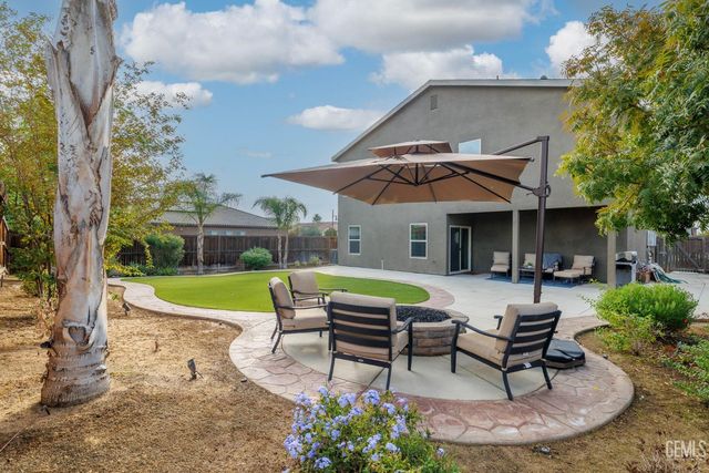 9324 Red Pine Drive, Shafter, CA 93263