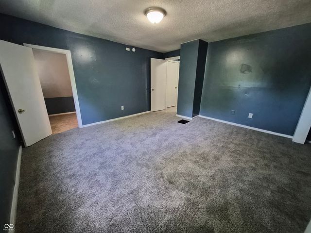 2755 N Dearborn Street, Indianapolis, IN 46218