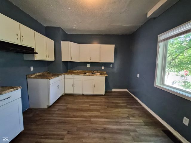 2755 N Dearborn Street, Indianapolis, IN 46218