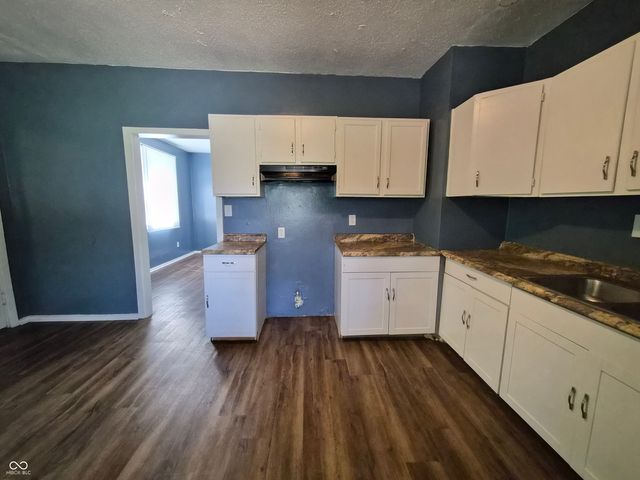 2755 N Dearborn Street, Indianapolis, IN 46218