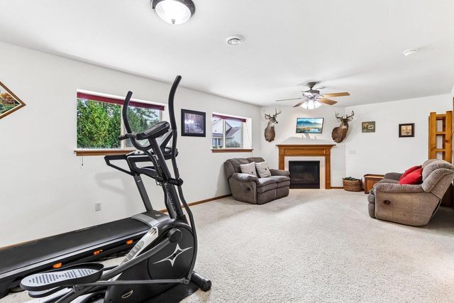808 Hanksfield Place, Prairie Du Sac, WI 53578