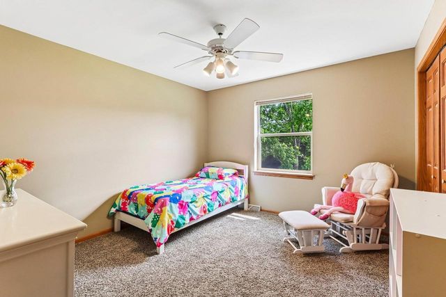 808 Hanksfield Place, Prairie Du Sac, WI 53578
