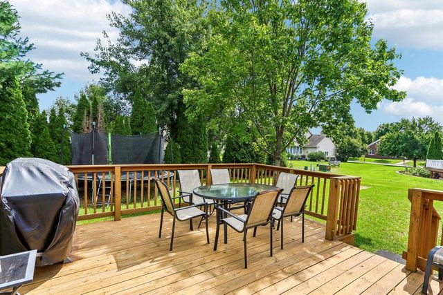 808 Hanksfield Place, Prairie Du Sac, WI 53578