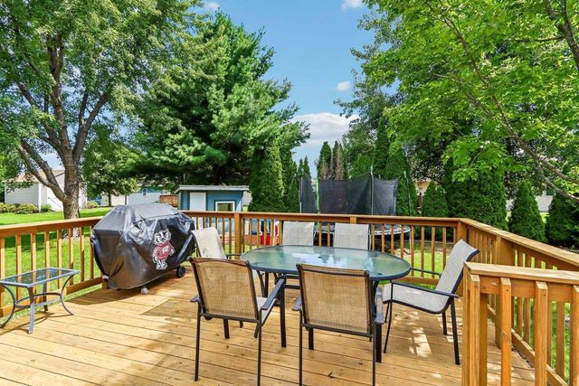 808 Hanksfield Place, Prairie Du Sac, WI 53578