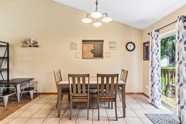 808 Hanksfield Place, Prairie Du Sac, WI 53578