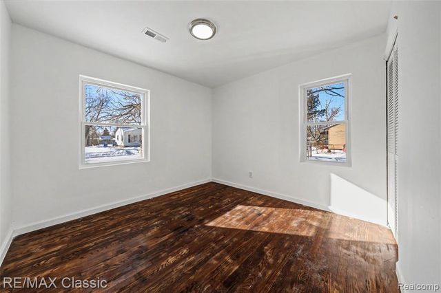 13849 Leonard Avenue, Warren, MI 48089