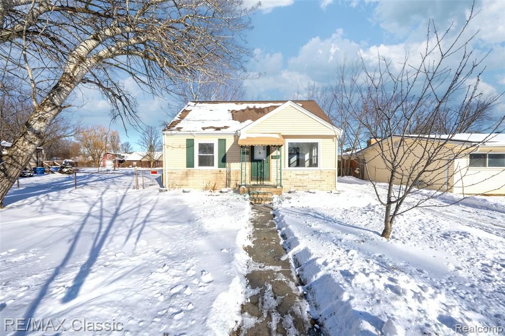 13849 Leonard Avenue, Warren, MI 48089