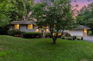 4540 Marlborough Court, Minnetonka, MN 55345