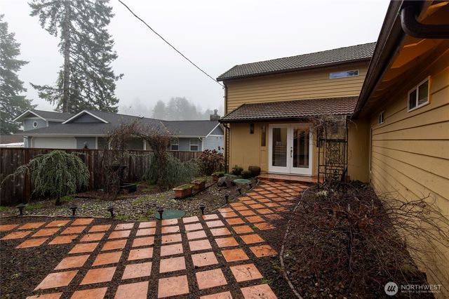 2980 E Mason Lake Drive E, Grapeview, WA 98546