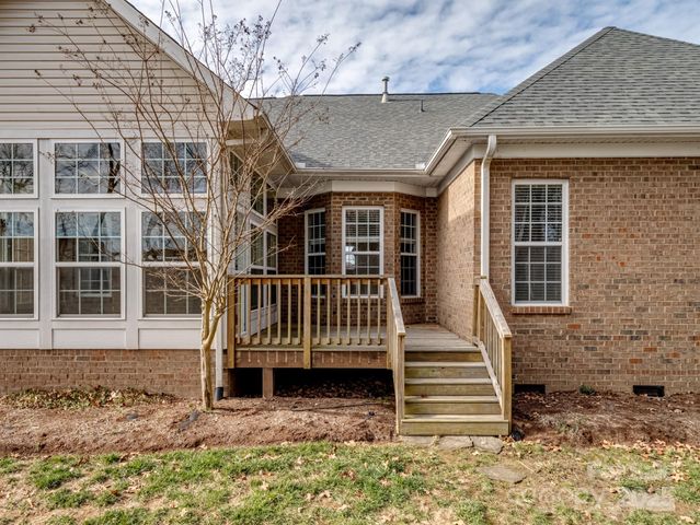 724 King Fredrick Lane SW, Concord, NC 28027