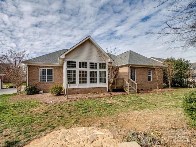 724 King Fredrick Lane SW, Concord, NC 28027