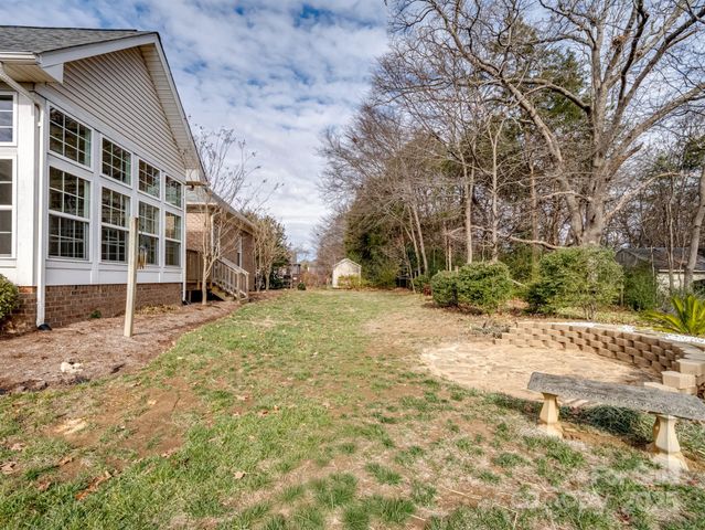 724 King Fredrick Lane SW, Concord, NC 28027