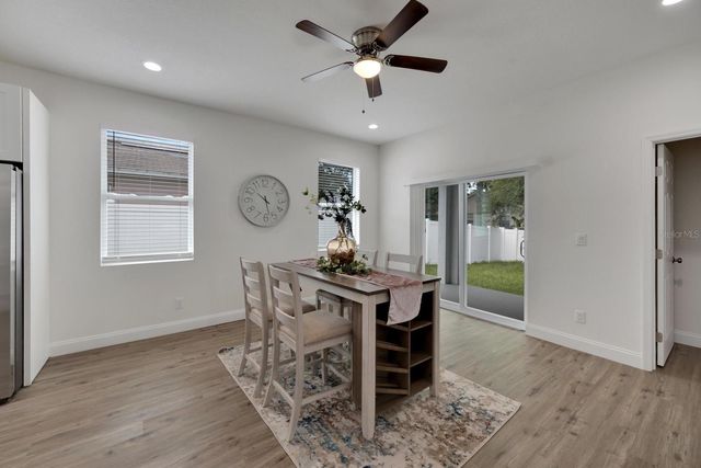 3706 WIGGINS LEAF STREET, Tampa, FL 33619