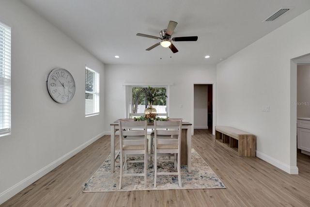 3706 WIGGINS LEAF STREET, Tampa, FL 33619