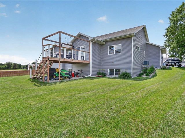 541 Rimrock Road, Janesville, WI 53548