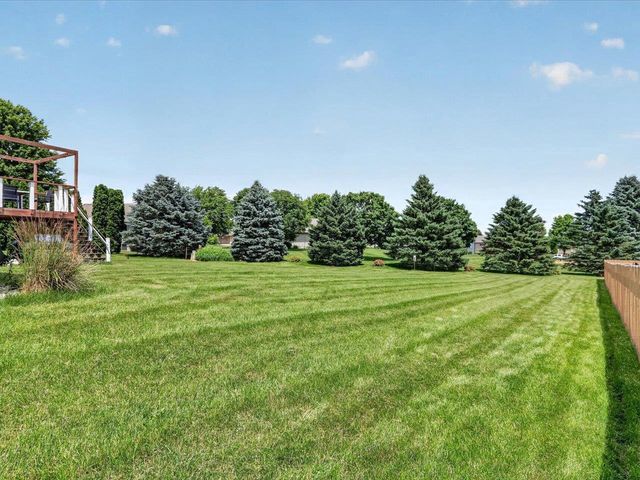 541 Rimrock Road, Janesville, WI 53548