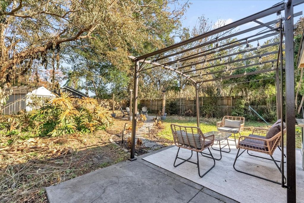 Image 21 of property listing at 1719 CROCKER AVENUE, Orlando, FL 32806