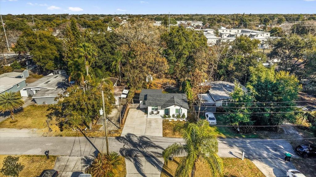 Image 27 of property listing at 1719 CROCKER AVENUE, Orlando, FL 32806