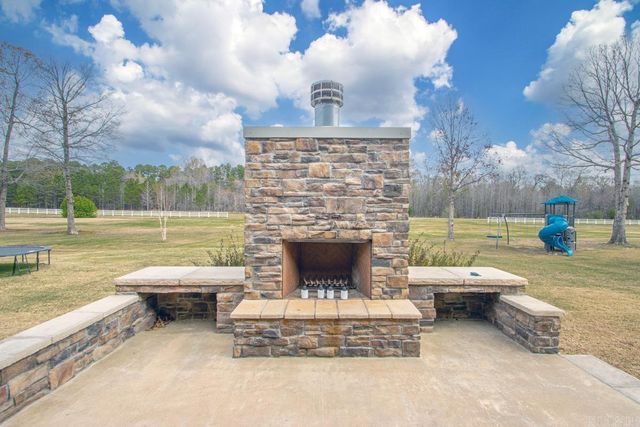 210 Rosewood Valley, Cabot, AR 72023