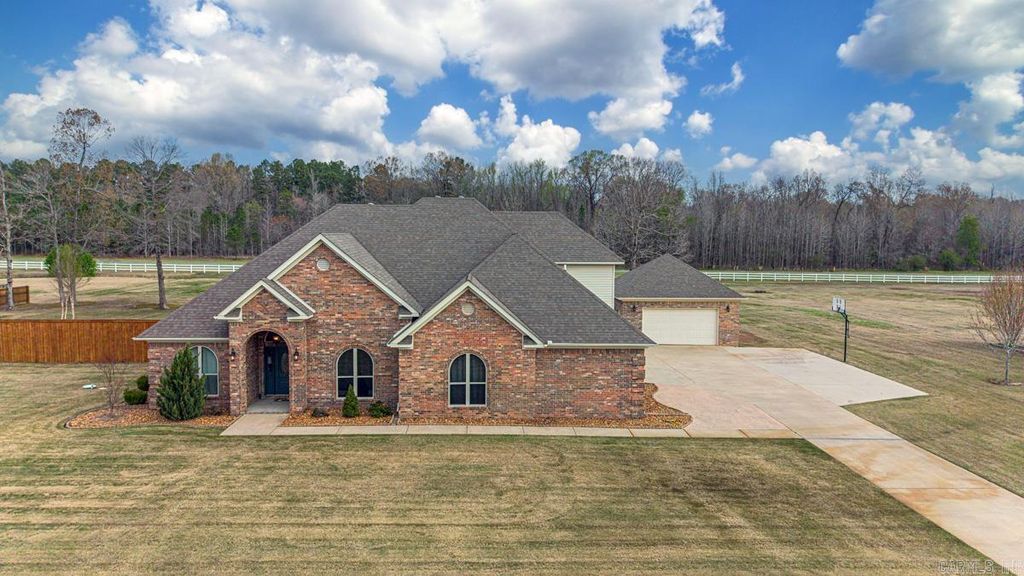 210 Rosewood Valley, Cabot, AR 72023