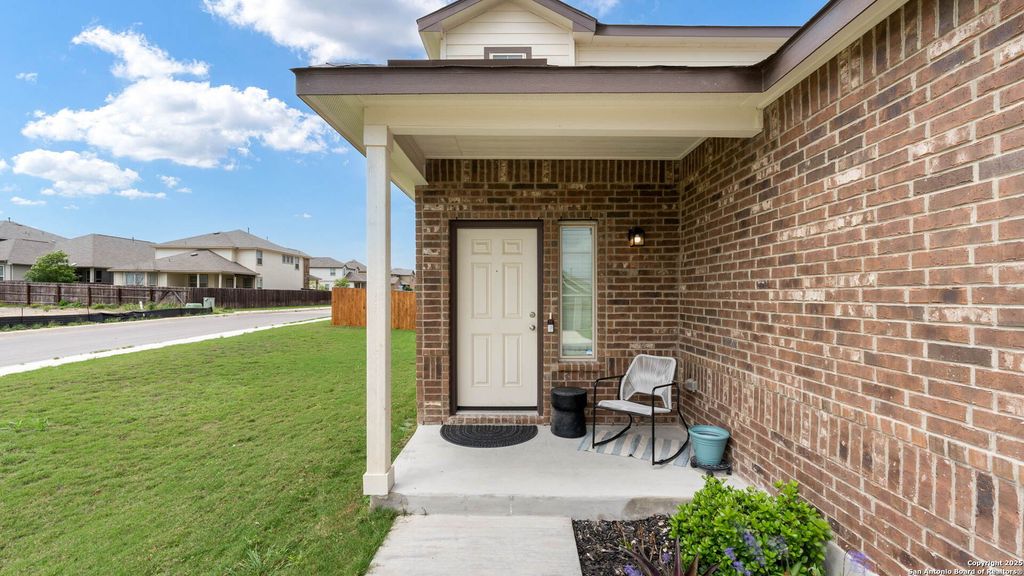 186 Porcupine, San Antonio, TX 78253