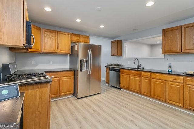 1871 E Farris Avenue, East Point, GA 30344