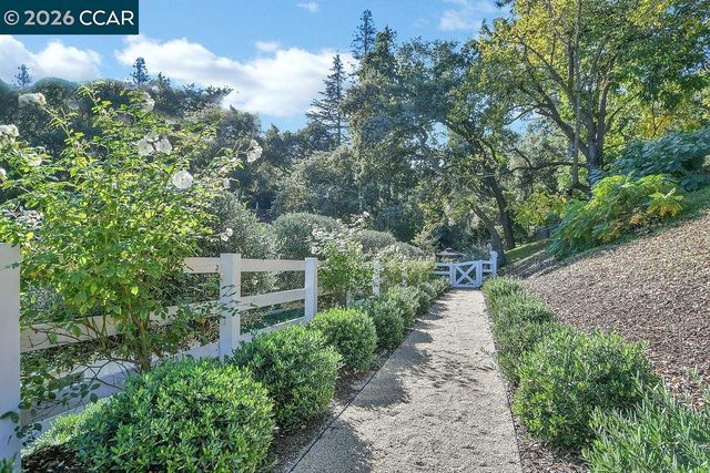 1751 Reliez Valley Road, Lafayette, CA 94549