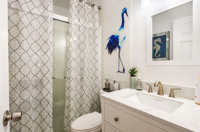 1027 Cassandra Street SW, Albuquerque, NM 87121