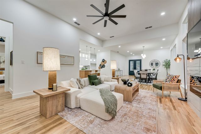 3530 Gibsondell Avenue, Dallas, TX 75211