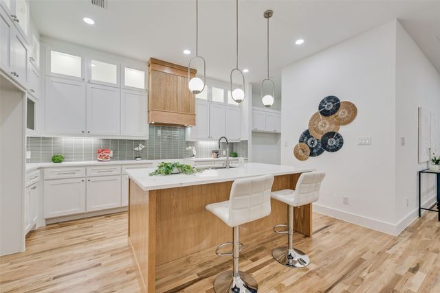 3530 Gibsondell Avenue, Dallas, TX 75211