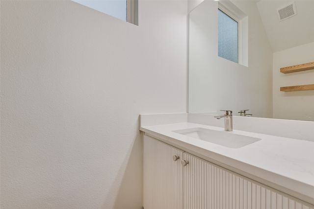 3530 Gibsondell Avenue, Dallas, TX 75211