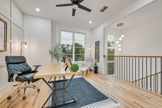 3530 Gibsondell Avenue, Dallas, TX 75211