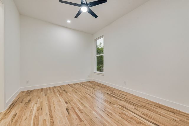 3530 Gibsondell Avenue, Dallas, TX 75211