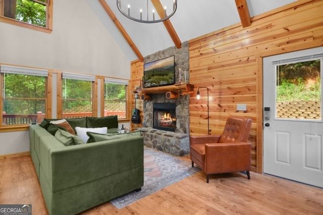 166 Riparian Way, Ellijay, GA 30540