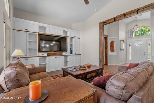 17054 S Golden Sunrise Place, Corona De Tucson, AZ 85641